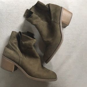 Merona Olive Green Booties 7
